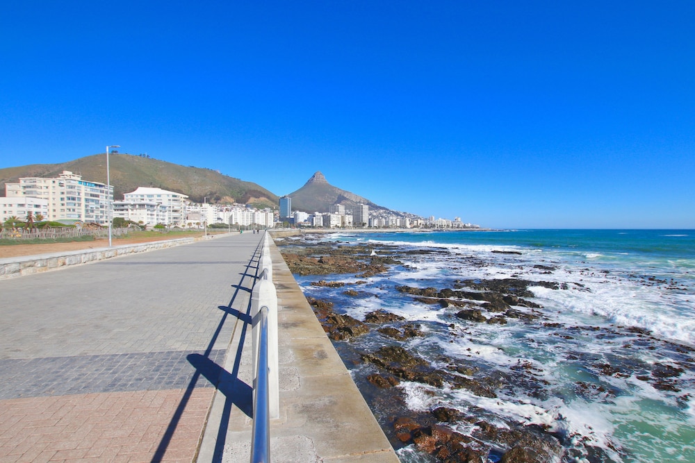 Houghton Place Sea Point