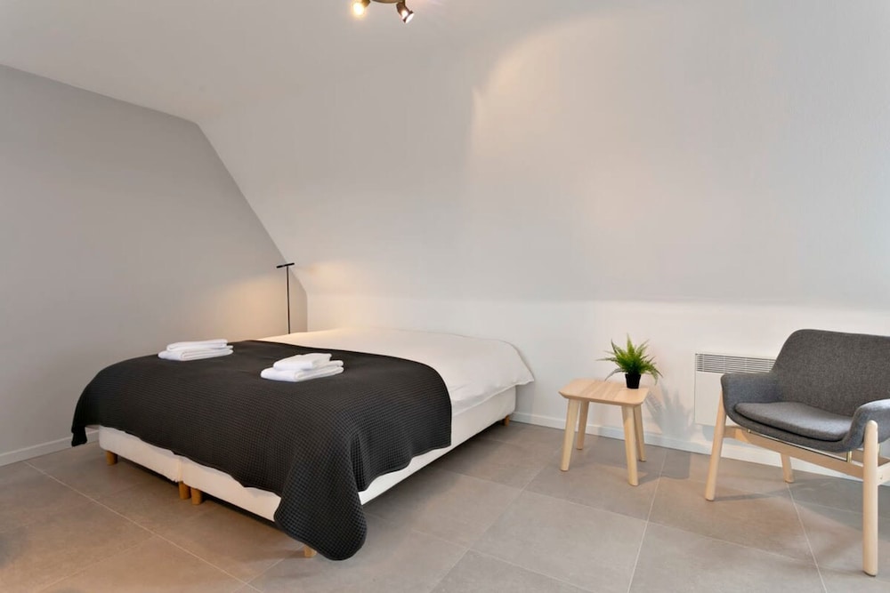 Cozy and Roomy Studio With a Homely Feel