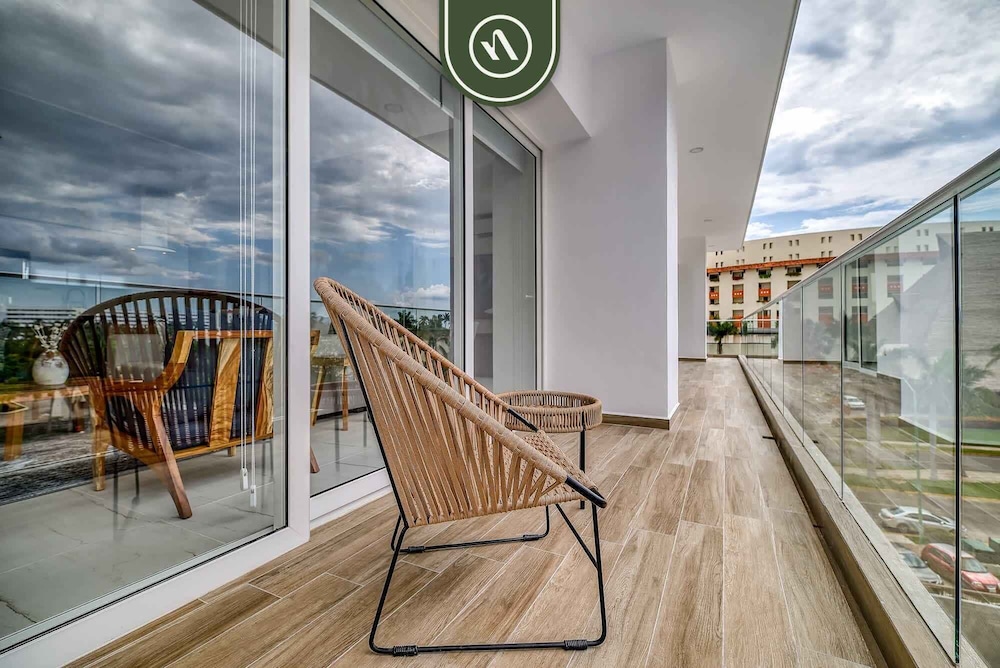 New 2 BR Condo One Street From Beach - Pool - Gym