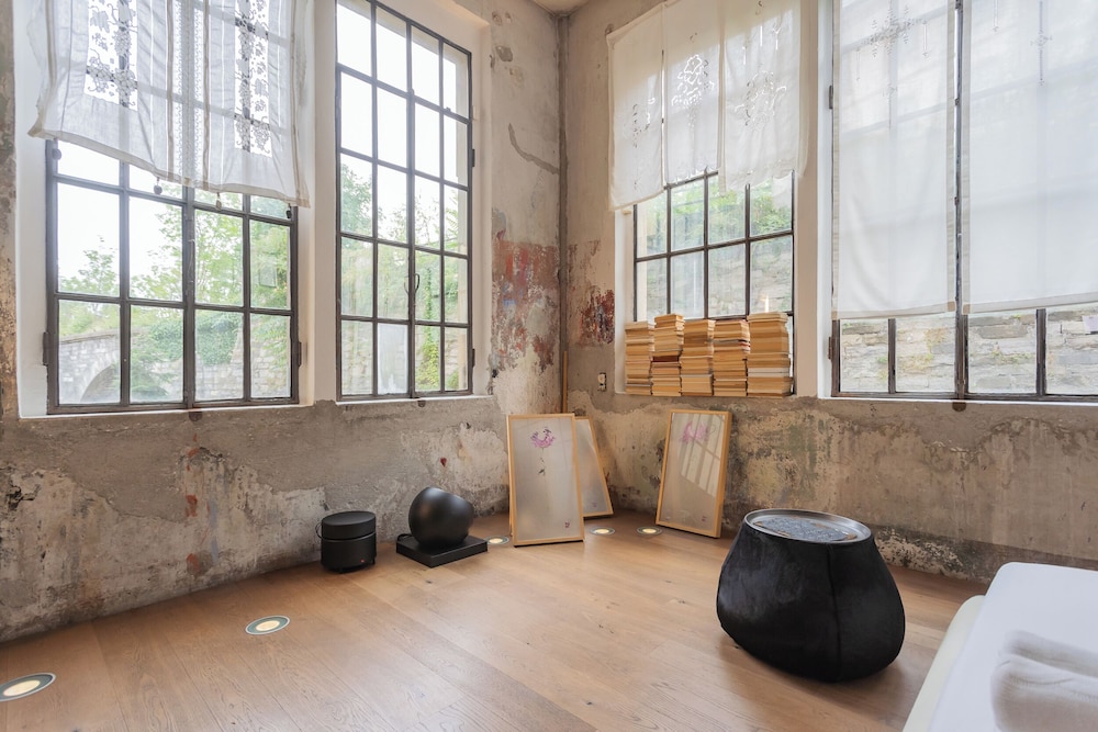 Design Loft With Private Parking by Rent all Como
