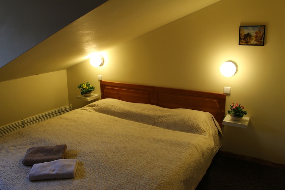 Sleep In BnB
