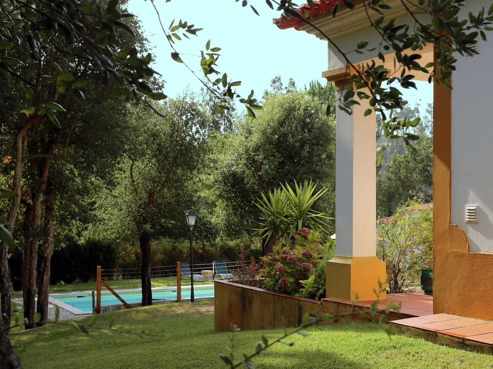 Family Retreat With Pool; Caldas da Rainha