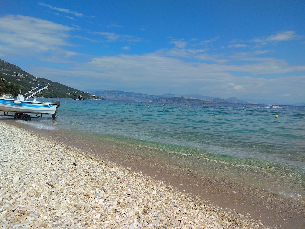Sarakinos Apartments