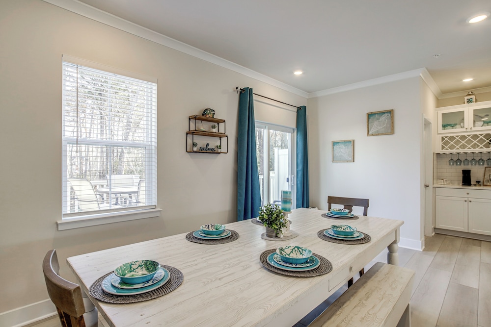 4 Mi to Ocean City Beach: Large Family Townhome