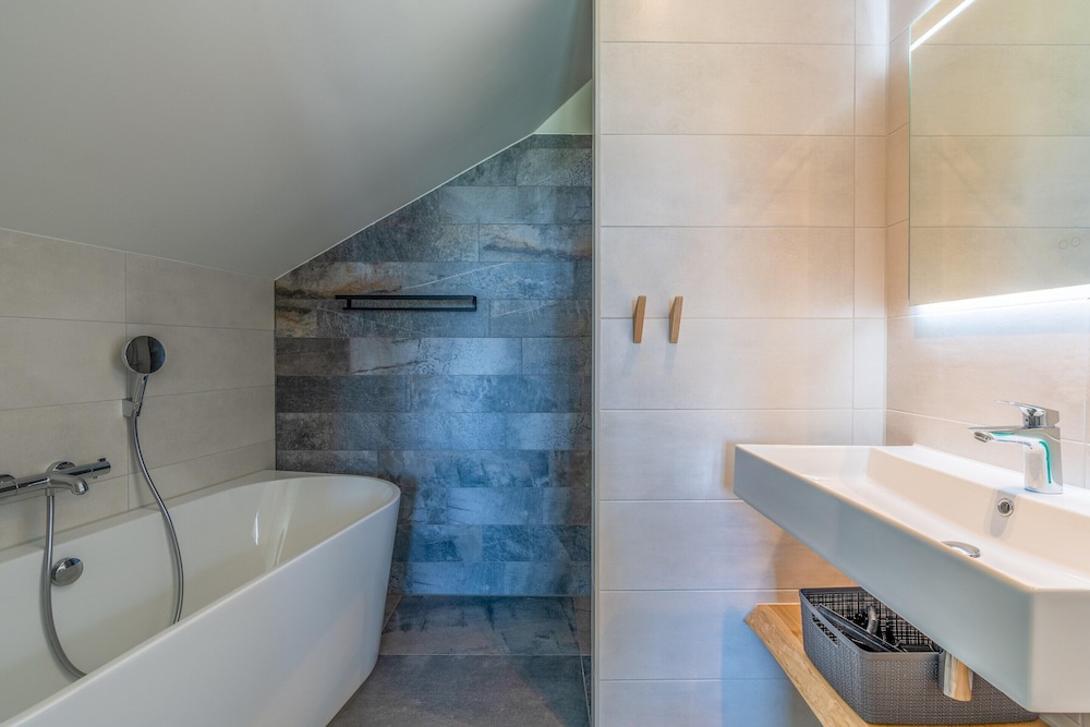 Modern, Luxurious and Sustainable Nature Villa