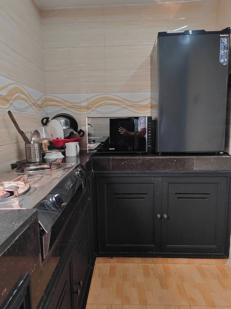 Modern Luxe Studio Apartment in Uttara Near Airport