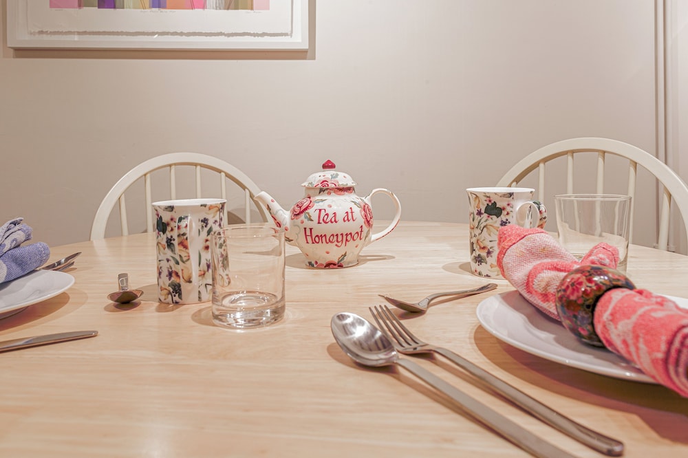 Honeypot Cottage-Lovely Bolthole in Stow