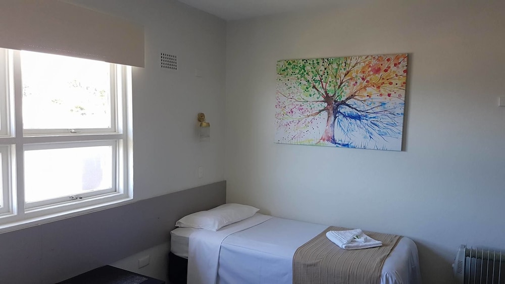 The Menai Hotel Motel
