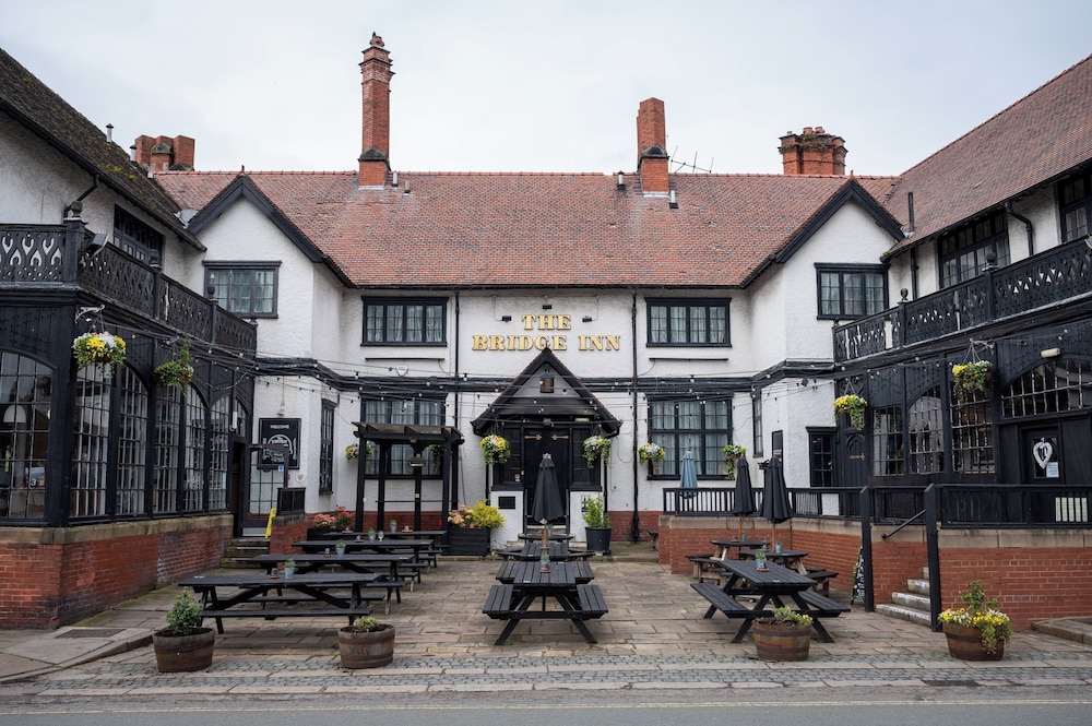 Bridge Inn by Greene King Inns