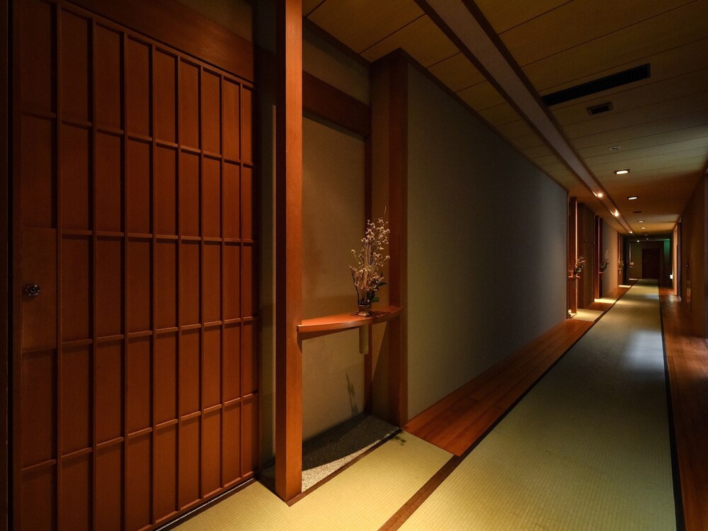 Yamanaka Onsen Kuriya Yasohachi
