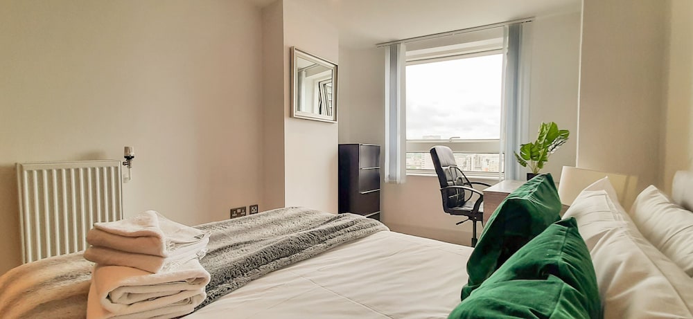 MySquare Apartments Canary Wharf