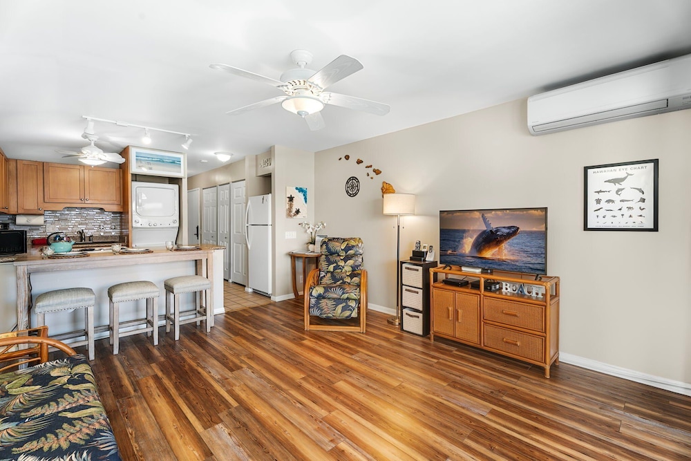 AC - Top Floor Corner Unit - Ocean View- Vrkcv