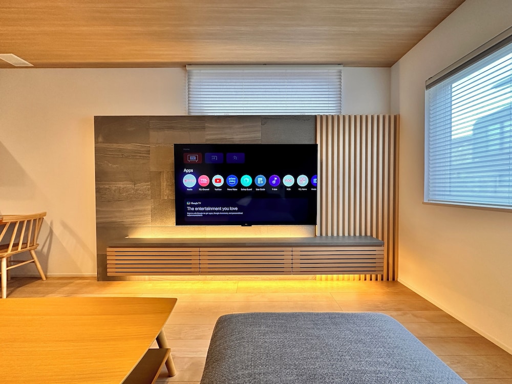 AOI SUITE TAKAYAMA