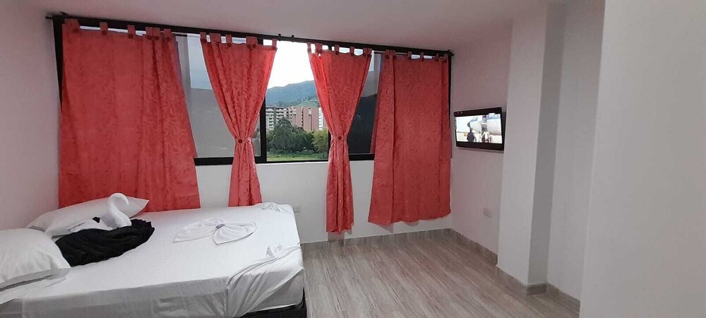 HOTEL CALDAS REAL - Property Image 12