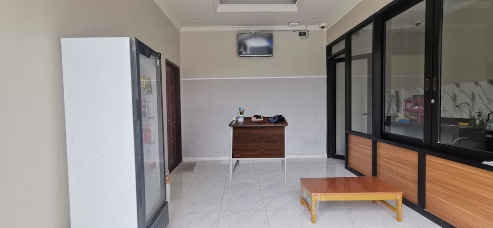 Hotel O Madina Homestay