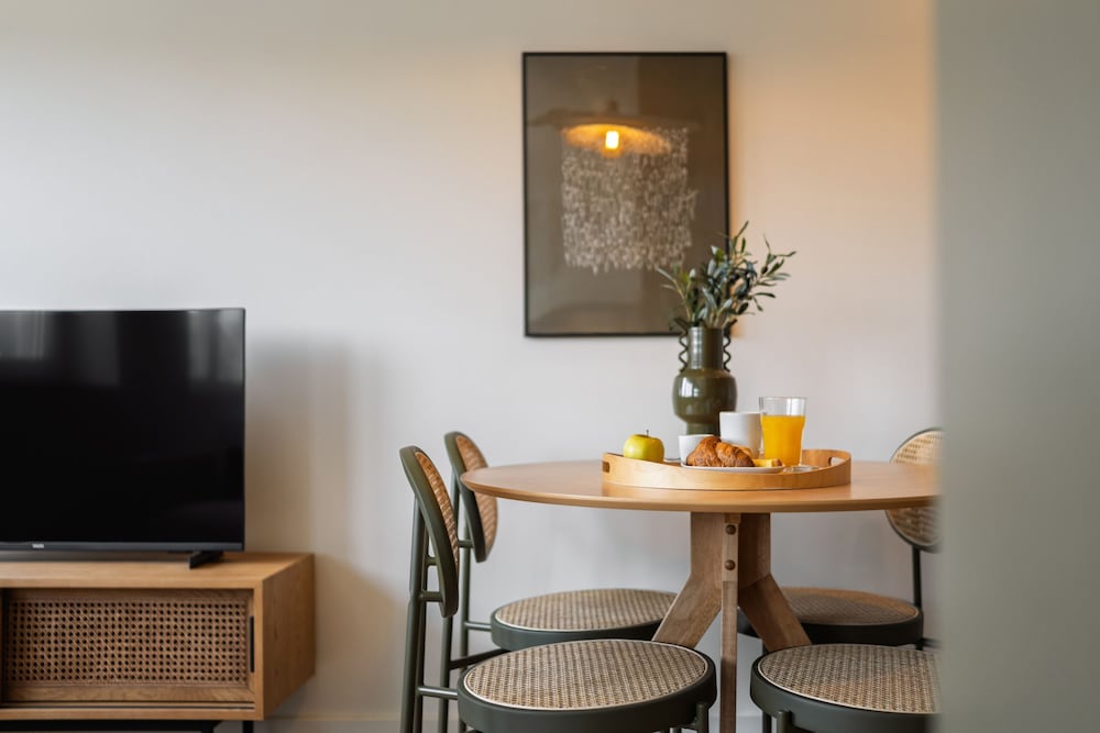 Bom Sucesso Executive Flat 5 3 by Feel Porto