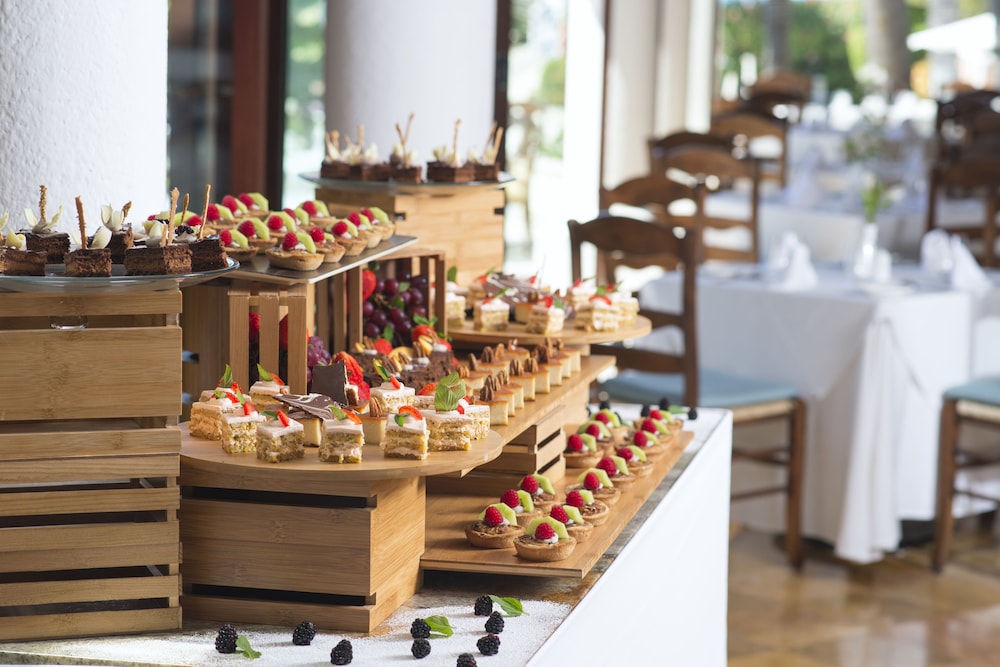 Buenaventura Grand Hotel & Great Moments - All Inclusive photo 27 of 82
