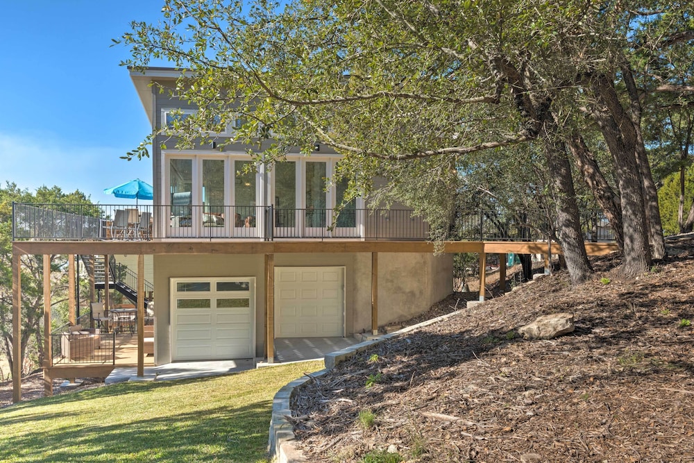 Modern Lake Travis Haven w/ Resort Amenities! - Property Image 3