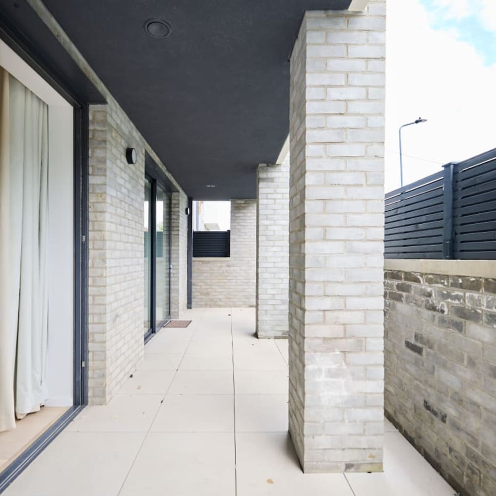 The Brondesbury Hideout - Breathtaking 1bdr Flat With Terrace Parking