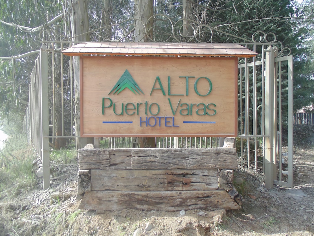 Hotel Alto Puerto Varas