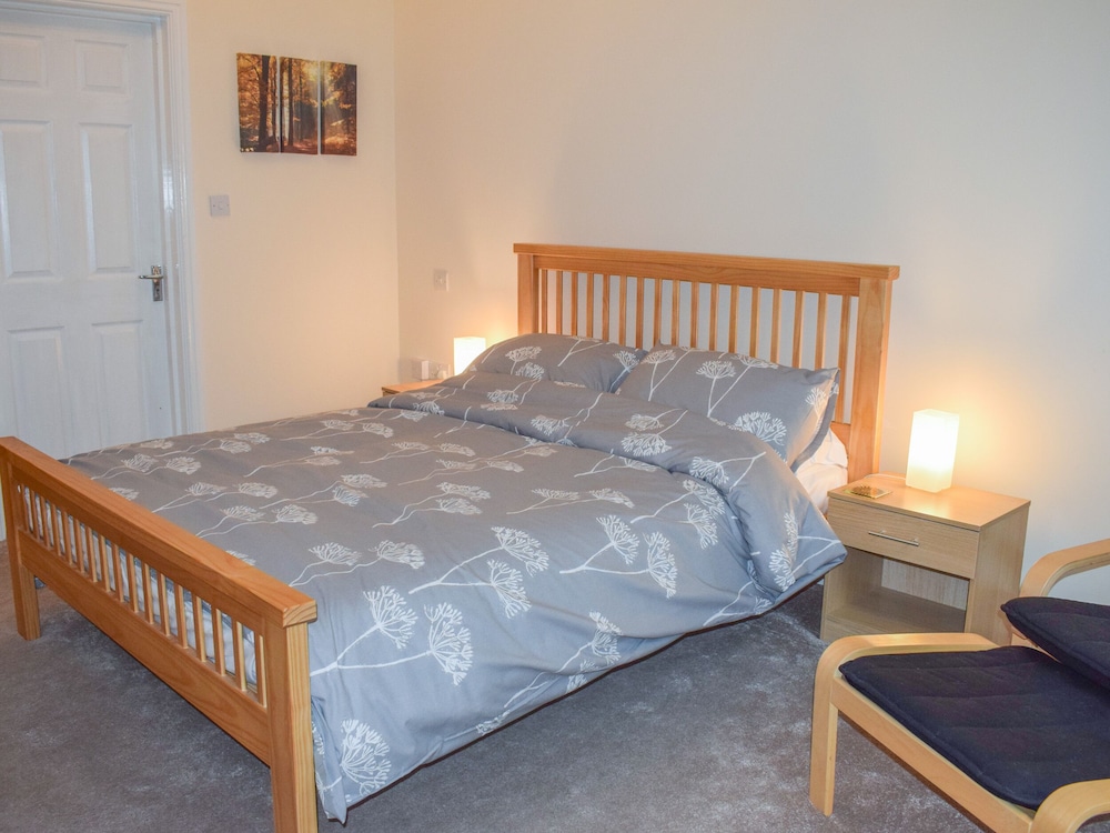 Wye Apartment, Litton Mill view 3