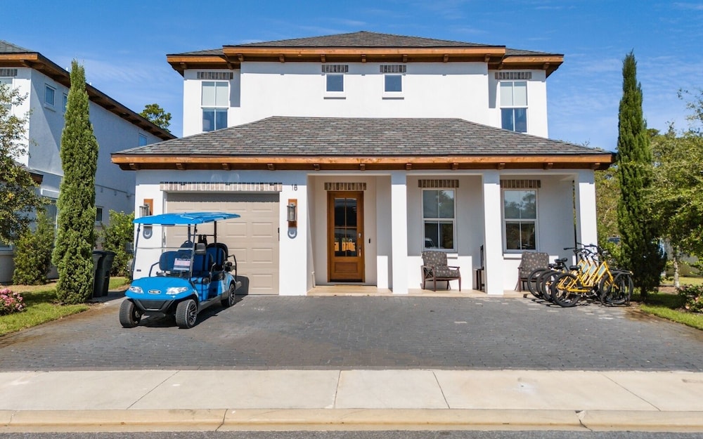 5BR Home w/ Private Heated Pool, Golf Cart, 4 Bikes, Near 30a!