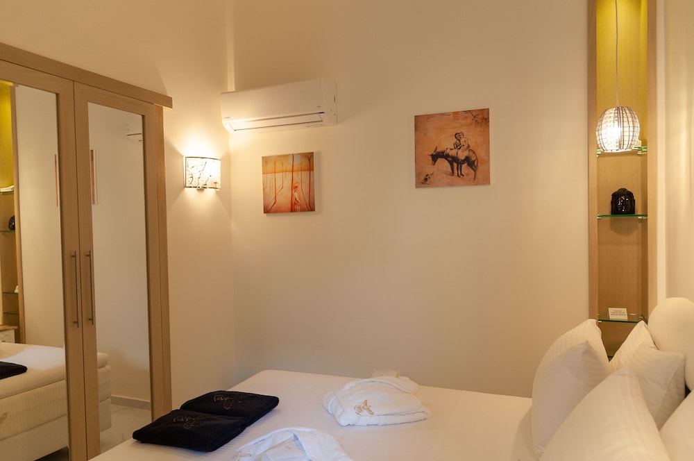 Faces Art Suites