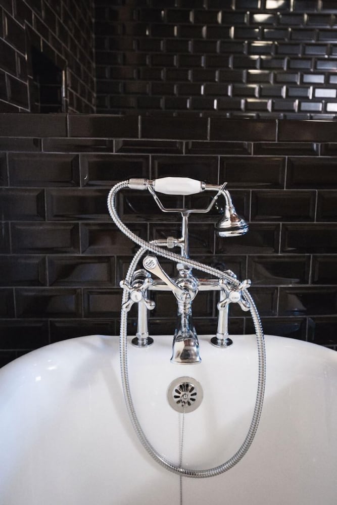 Florence Vacations - GunRunner Boutique Hotel - Property Image 2