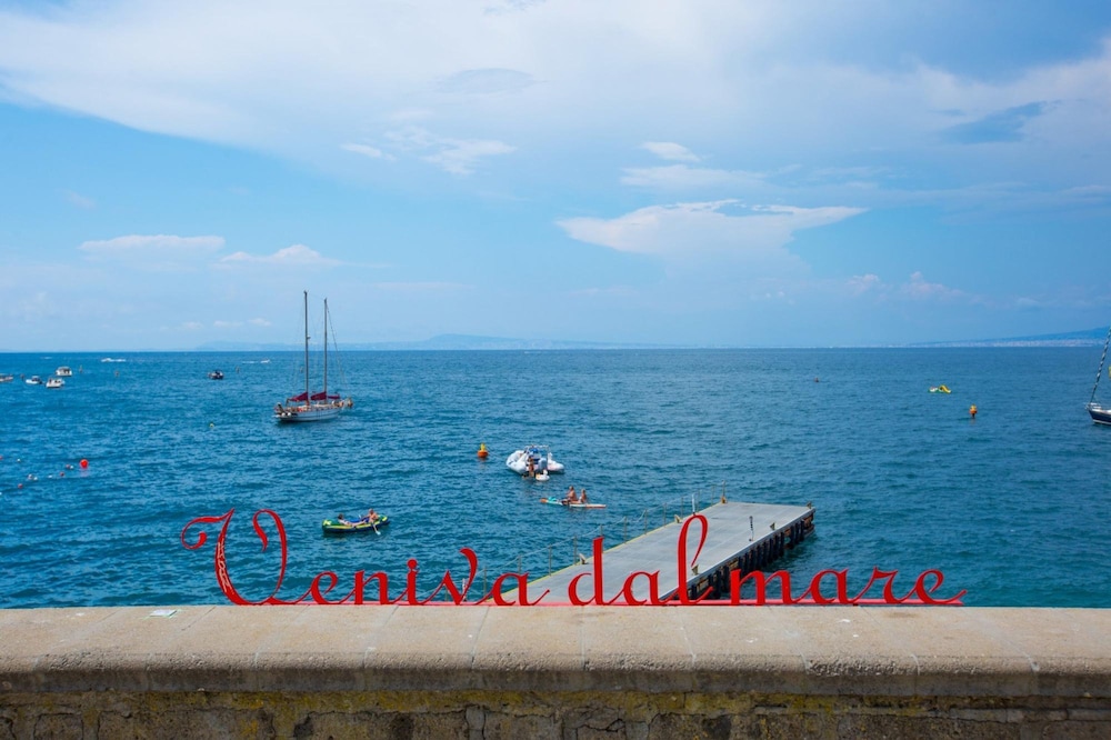 Leucosia in Sorrento