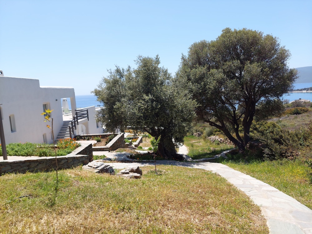 SkiNAmmos Eco Villas