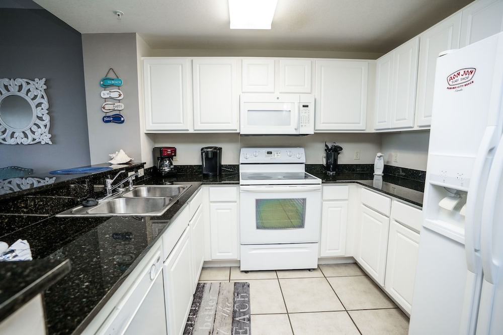 Calypso Beach Resort by Panhandle Getaways