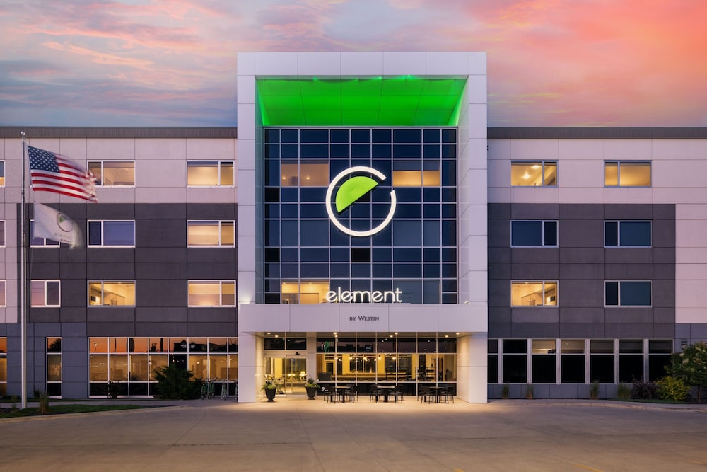 Hotel Element Fargo - Image 1