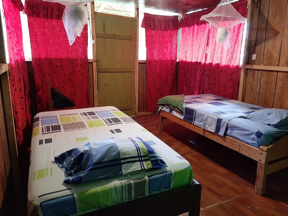 Lupuna Lodge
