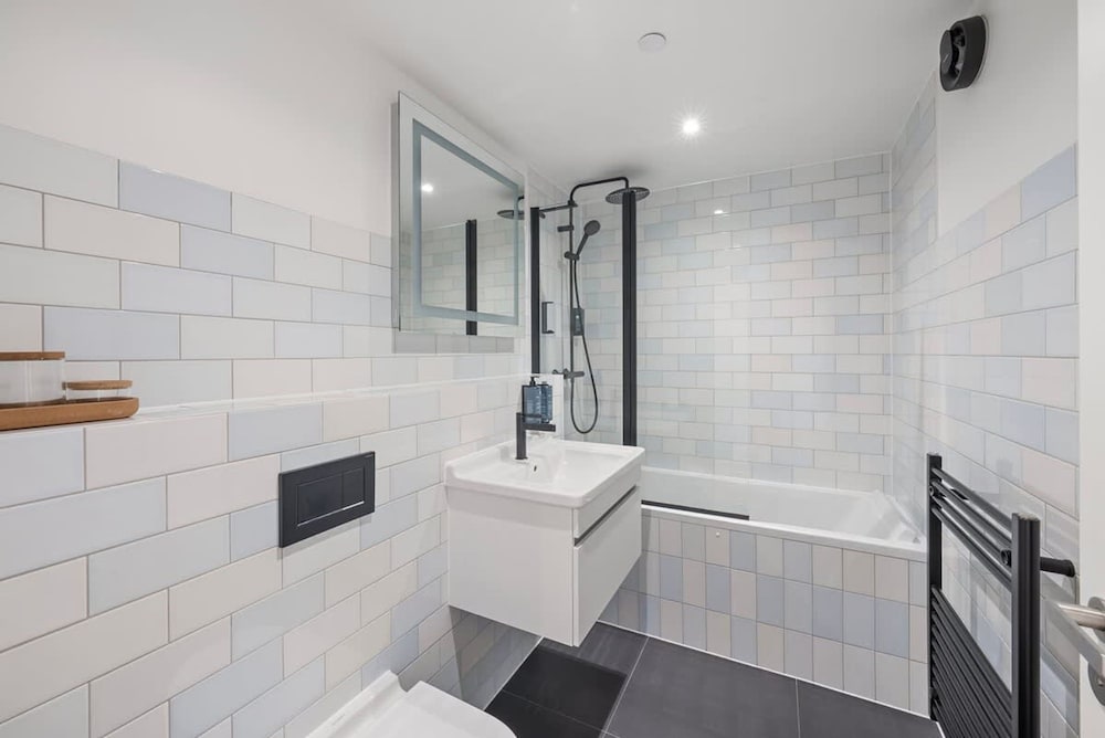 Modern 1 Bedroom Apartment in Fitzrovia