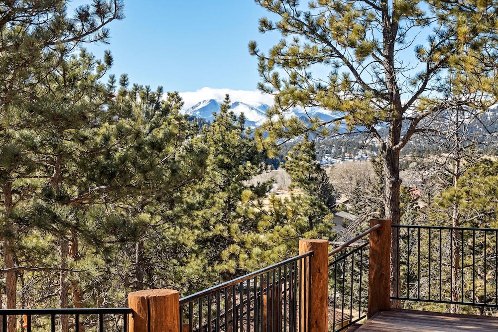 Vista Of Lake Estes By Estes Park Homes 3 Bedroom Home by RedAwning - Property Image 11