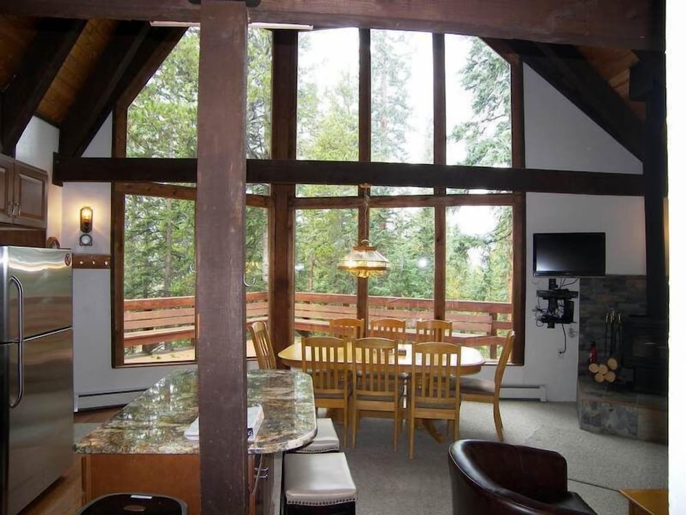 The Rendezvous 3 Bed 2 Bath