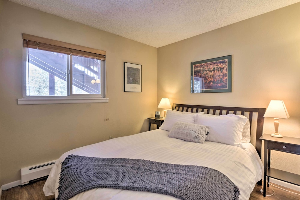 Idyllic Condo ~ 5 Mi to Winter Park Resort! view 4