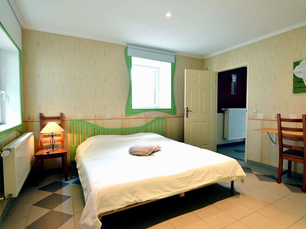 Spacious Villa in La Roche en Ardenne view 4