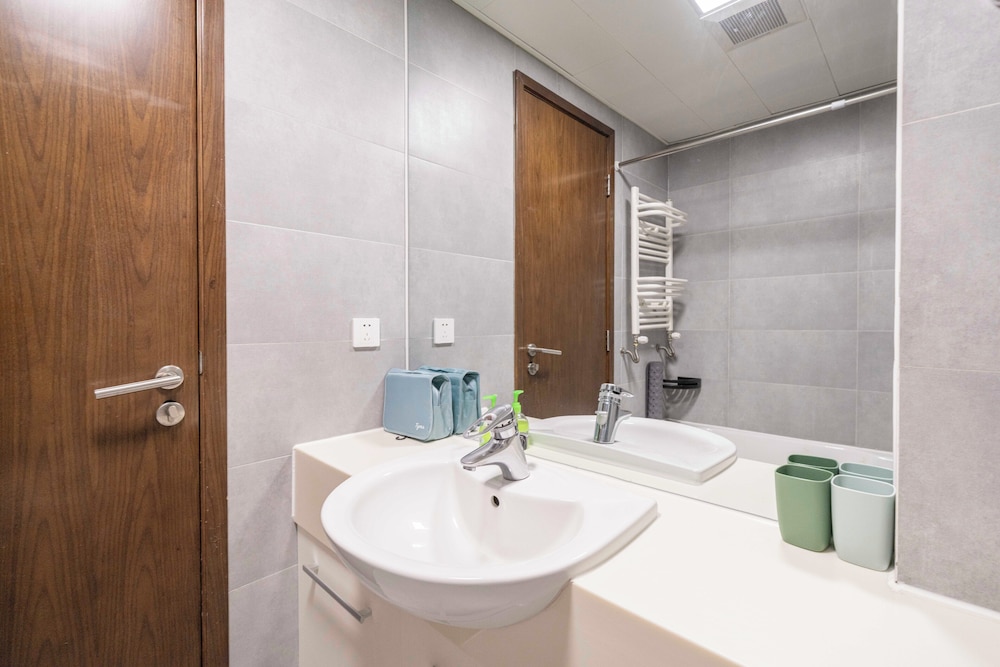 Tyms Premium 1BR 1BA Apt Yongxin Century