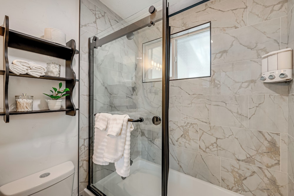 2 Mi to Gardner Village: Recently Remodeled Home!