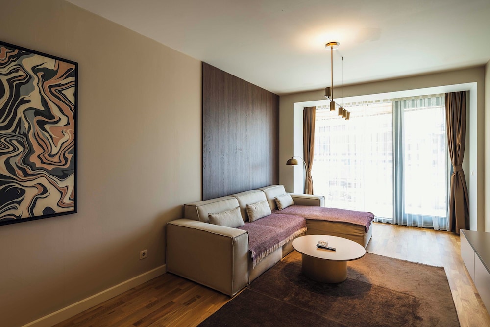 Petek Guest Teori