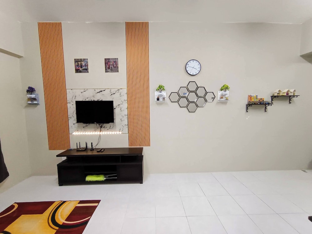 Hidanah Sutravilla Homestay