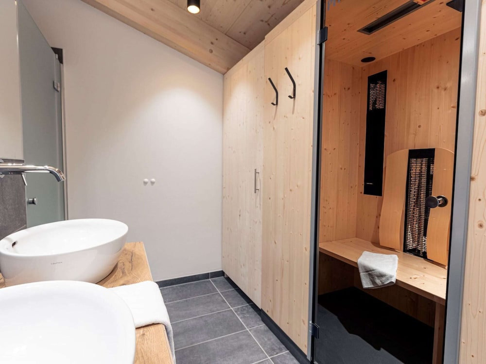Superior Apartment With Sauna