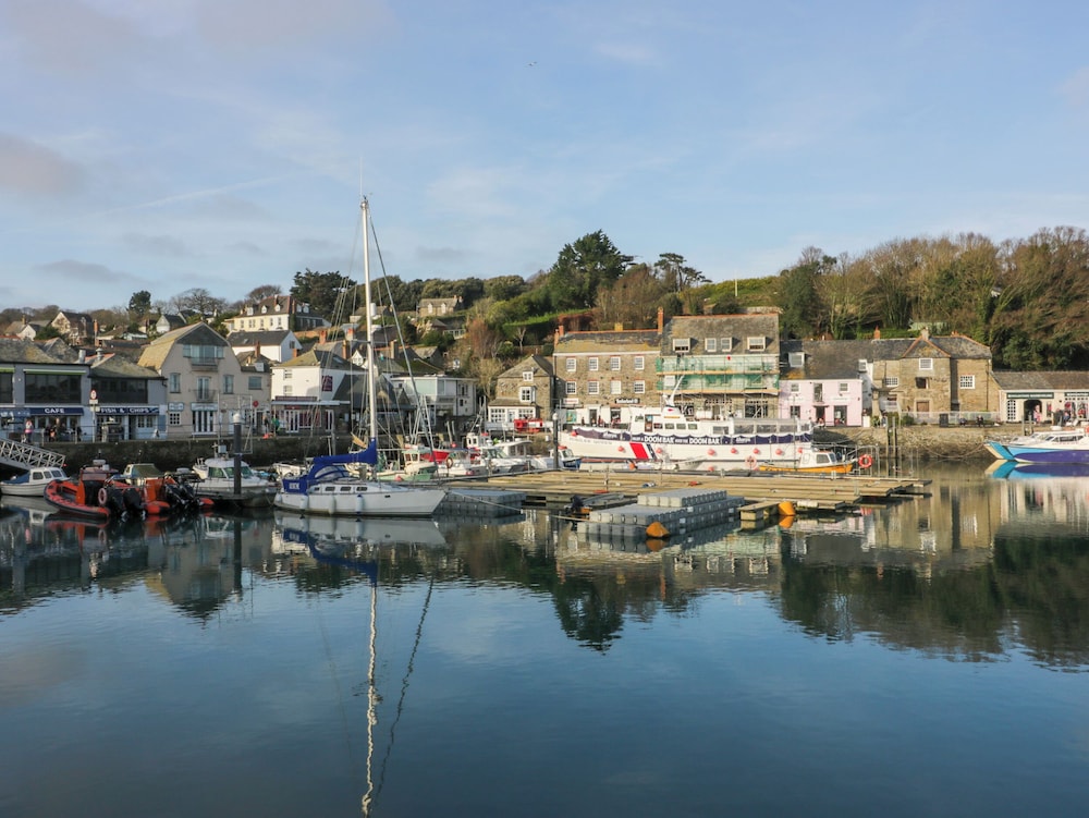 Newtrain Bay