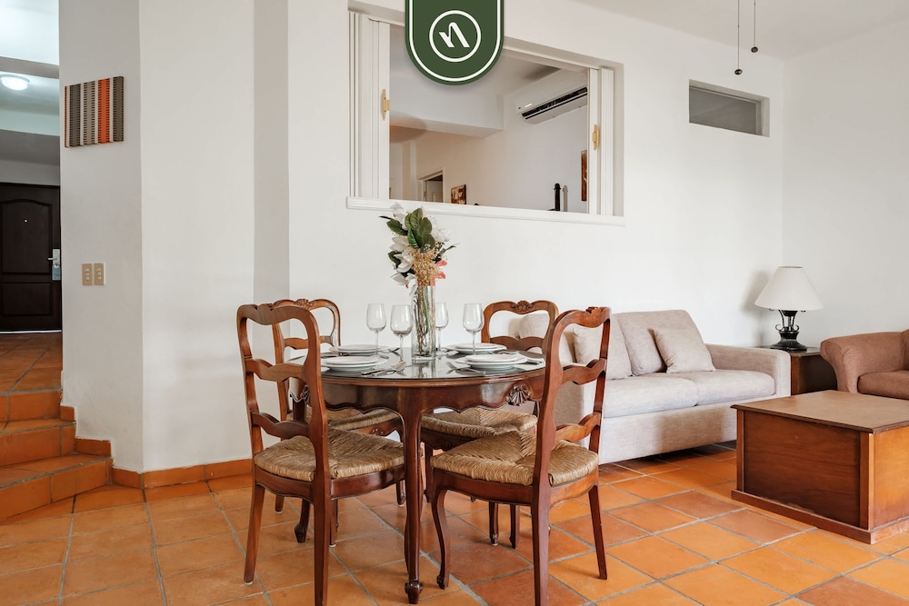 One Beach Street 310 C