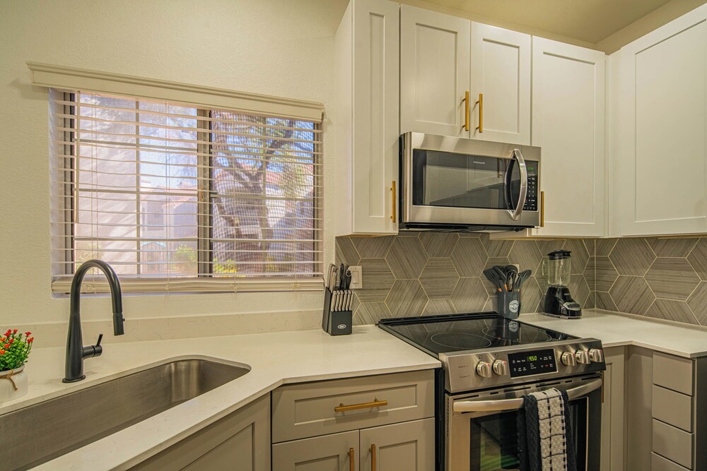 ROVE LIVING/KL - Hideaway North Scottsdale