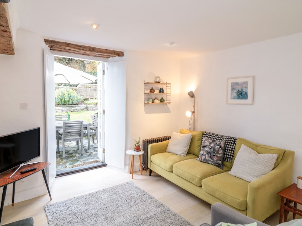 1 Jubilee Cottage