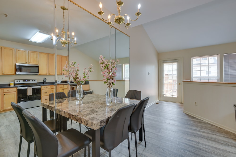 Owings Mills Townhouse: 8 Mi to Liberty Reservoir! - Property Image 14