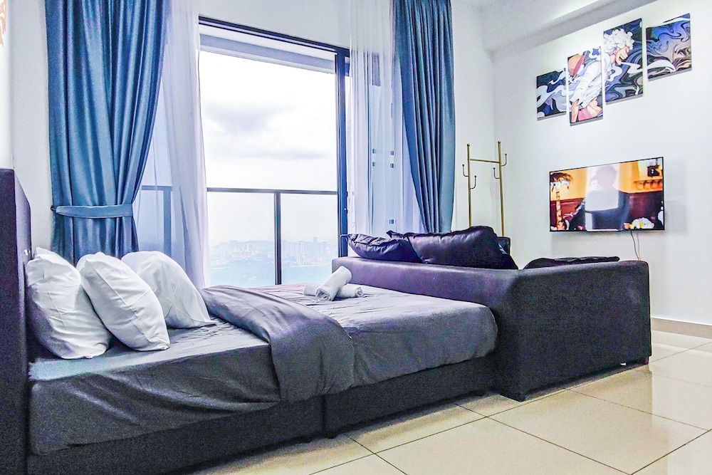 Luxury Balcony at Trion 1 KL by HCK