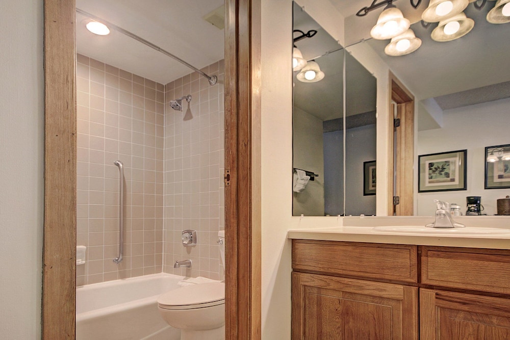 SkyRun Vacation Homes - Copper Mountain Resort